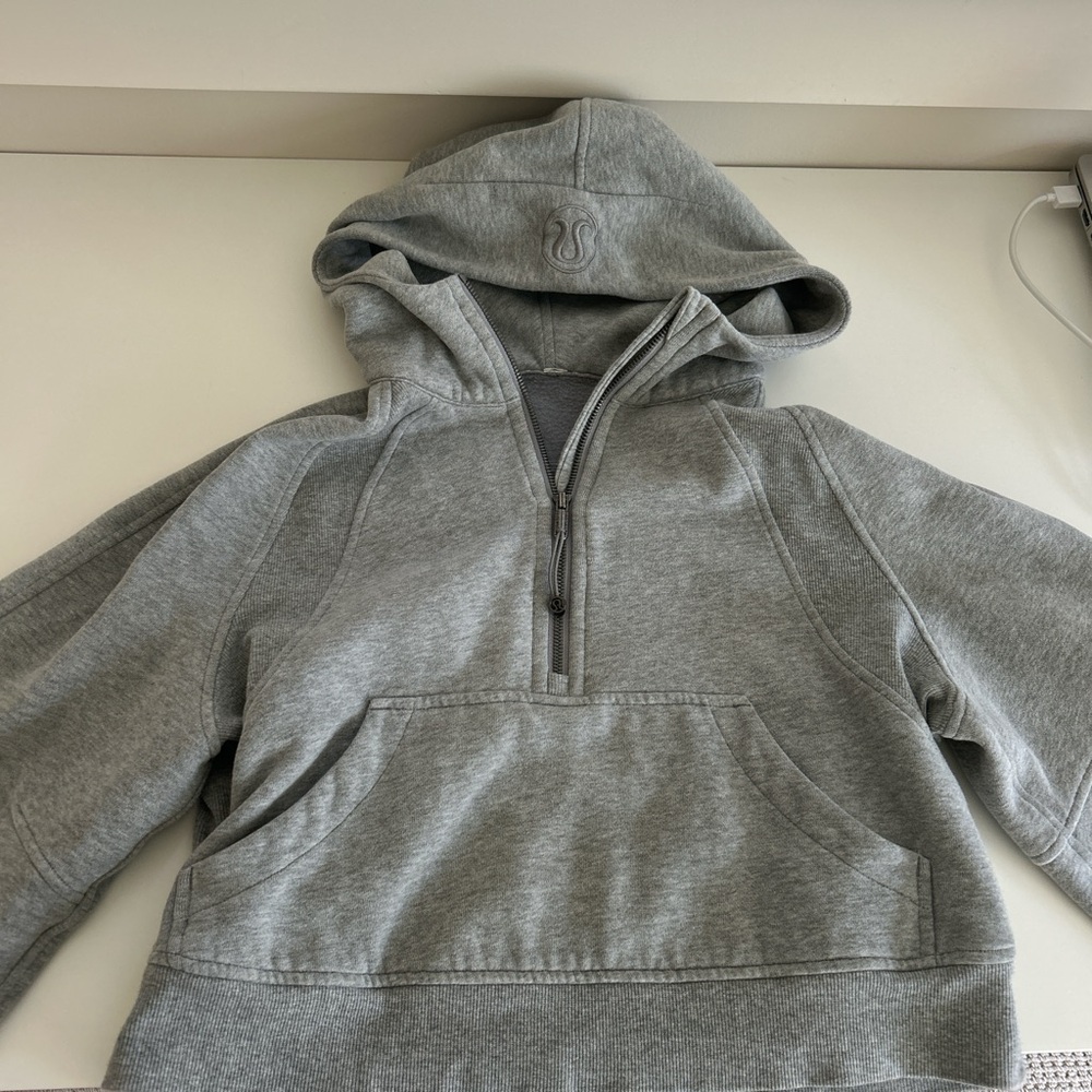 Women’s Gray Lululemon Scuba